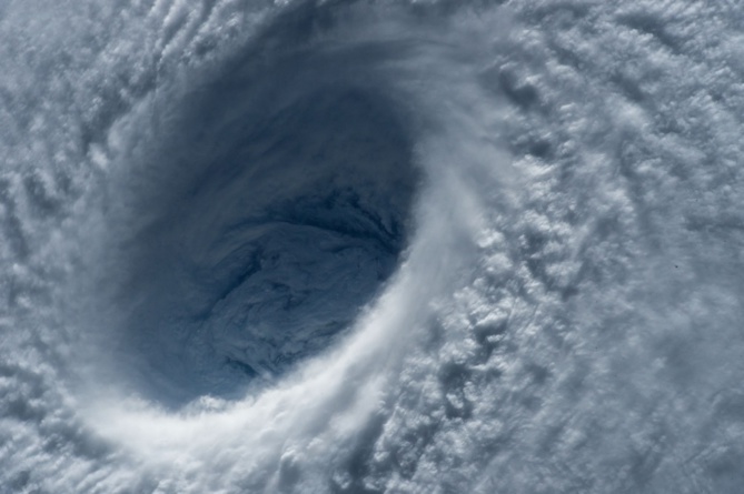 Après l'ouragan Hélène, Milton menace les côtes de Floride, semant la panique