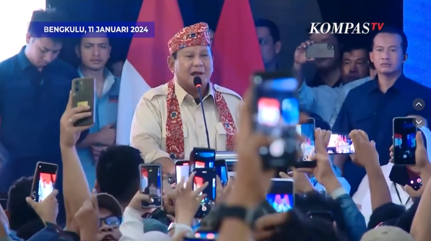 Le futur président indonésien est une star de Tiktok mais il cache un passé sombre