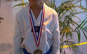 Melodie la petite championne de Taekwondo