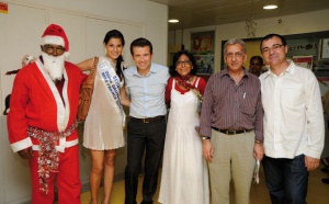 Au CHR Félix Guyon, Miss Réunion et le Père Noël en visite