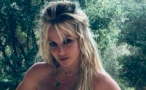 Britney Spears pose à nouveau topless pour fêter sa " libération "