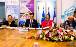 Signature de la convention-cadre entre la Région et France Volontaires